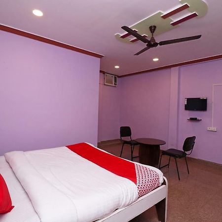 Oyo 31112 Hotel Abhinandan Palace Rāipur エクステリア 写真