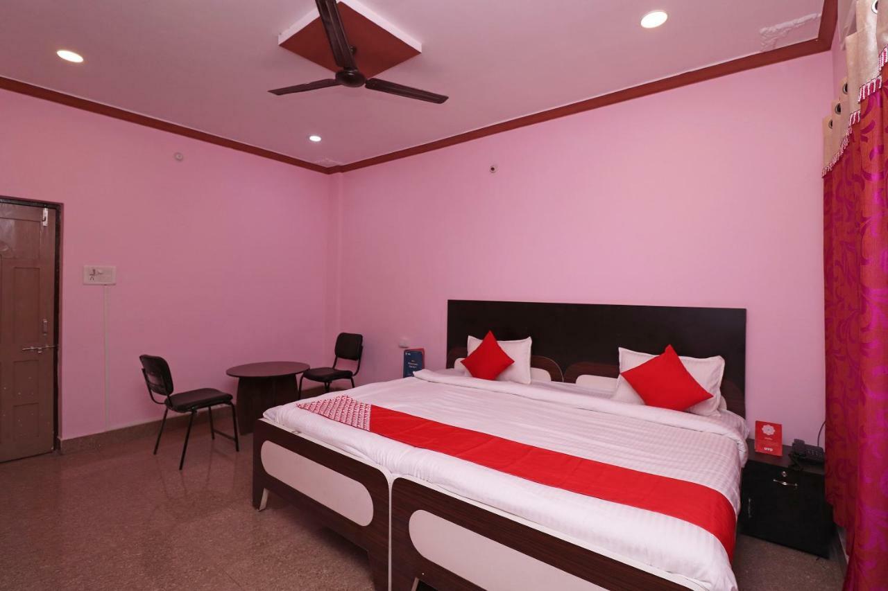 Oyo 31112 Hotel Abhinandan Palace Rāipur エクステリア 写真