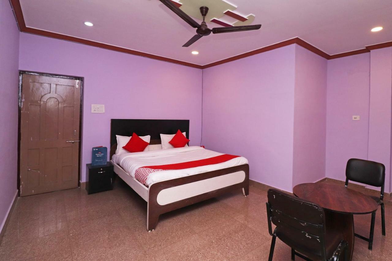 Oyo 31112 Hotel Abhinandan Palace Rāipur エクステリア 写真