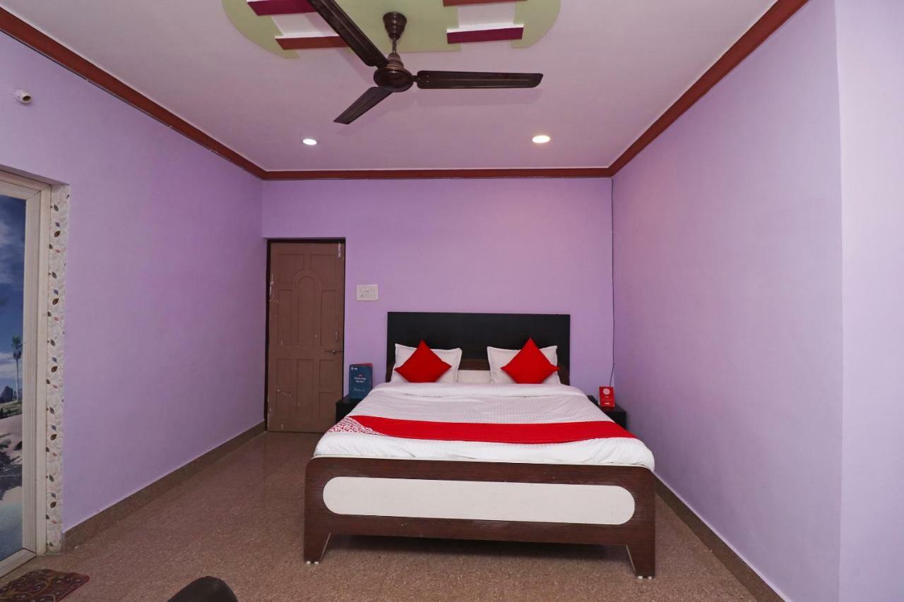 Oyo 31112 Hotel Abhinandan Palace Rāipur エクステリア 写真
