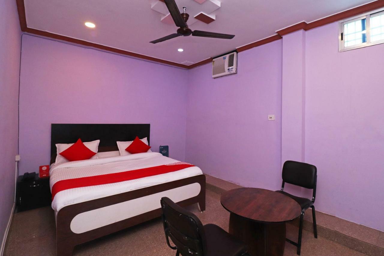 Oyo 31112 Hotel Abhinandan Palace Rāipur エクステリア 写真